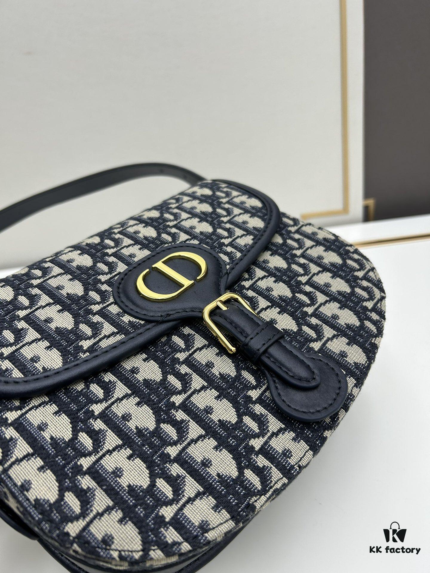 Dior Bobby Medium vs Large Size Leather Bag from 30 Montaigne Collection