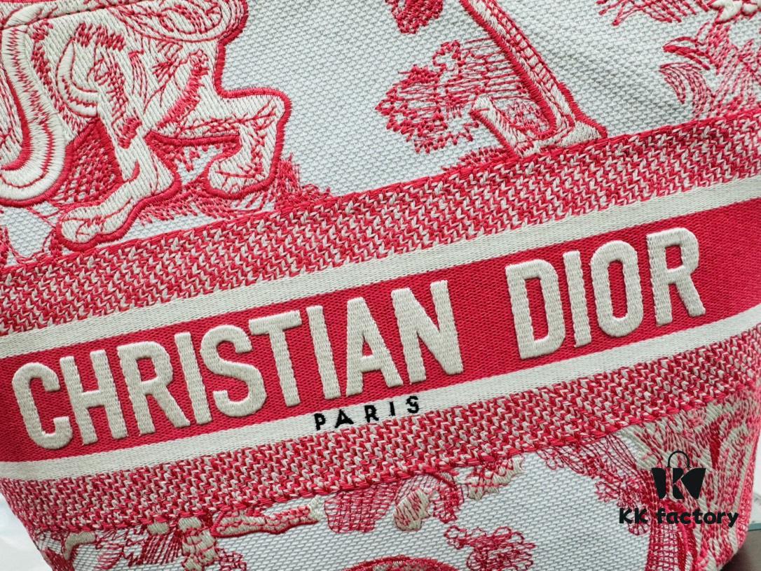 Dior Market Tote Bag with Shoulder Strap and Mini Pouch