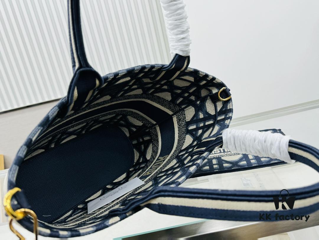 Dior Market Tote Bag with Shoulder Strap and Mini Pouch