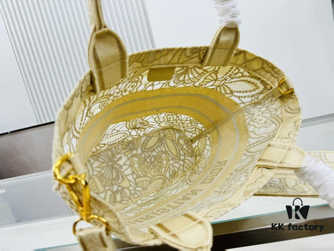 Dior Market Tote Bag with Shoulder Strap and Mini Pouch