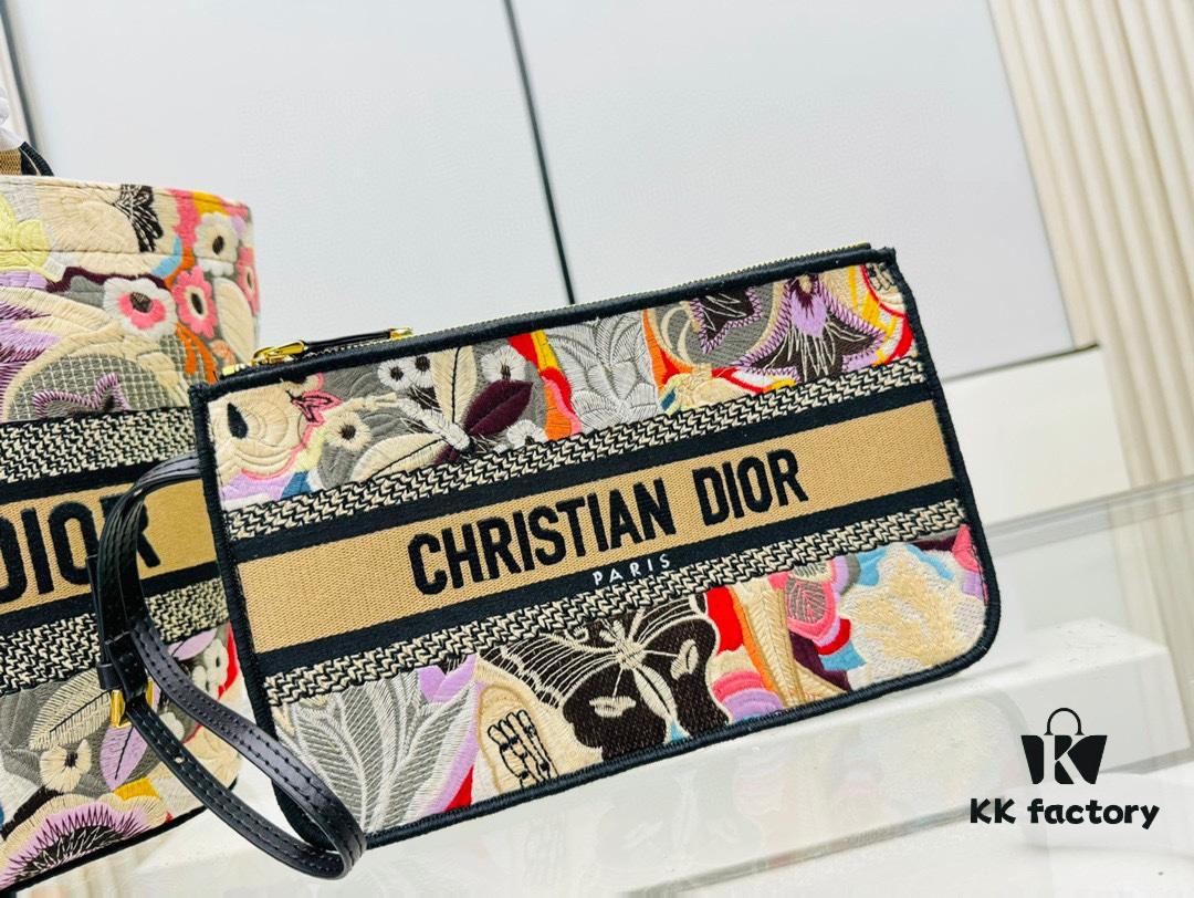 Dior Market Tote Bag with Shoulder Strap and Mini Pouch