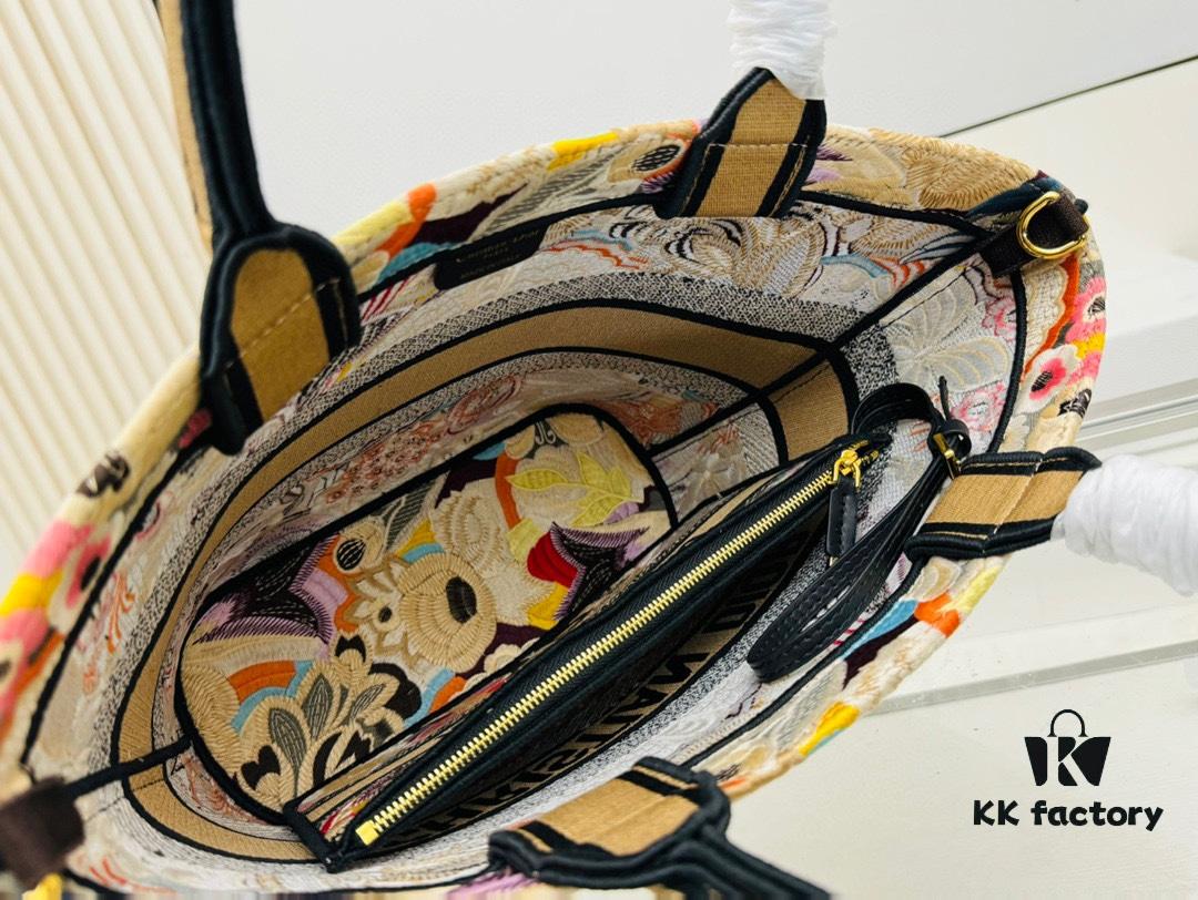 Dior Market Tote Bag with Shoulder Strap and Mini Pouch