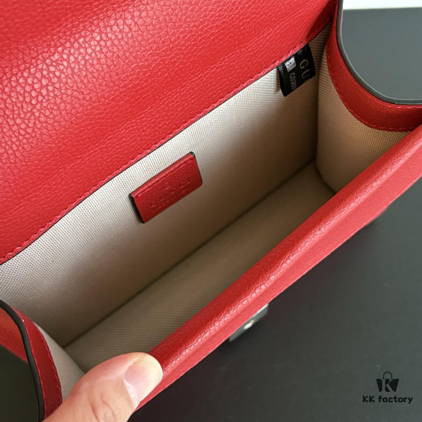 Authentic Shot # Model: 421970 Red Leather Size: 20✖️15.5✖️5cm Classic Timeless Dionysus Series Divine Design! Tiger Head Hardware and Chain with Excellent Texture! PVC with Leather Trim Single Compartment Plenty of Space for Powder Case, Phone, Lipstick – Effortlessly Stylish When Carried Outdoors ✅