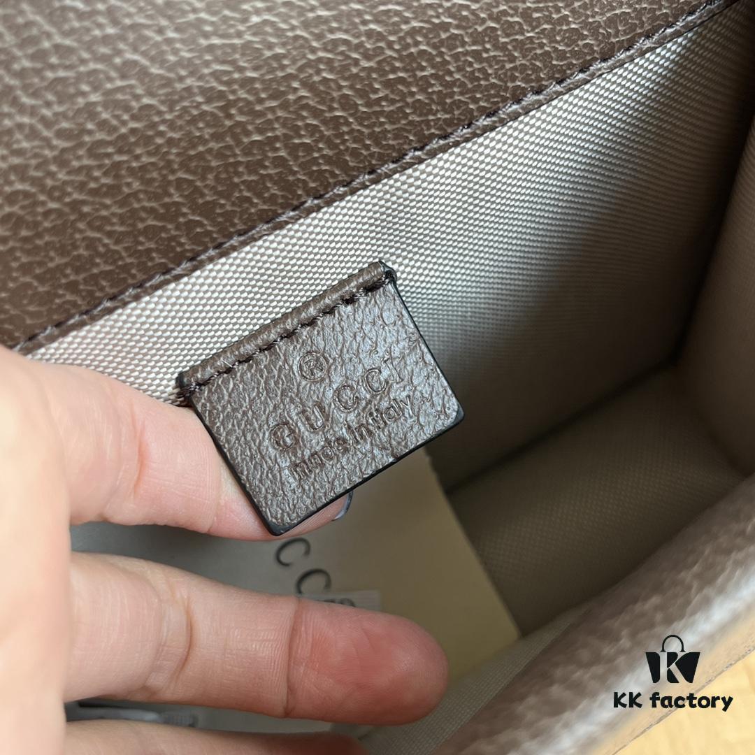 Authentic Shot #421970 Large G, Size: 20×15.5×5cm