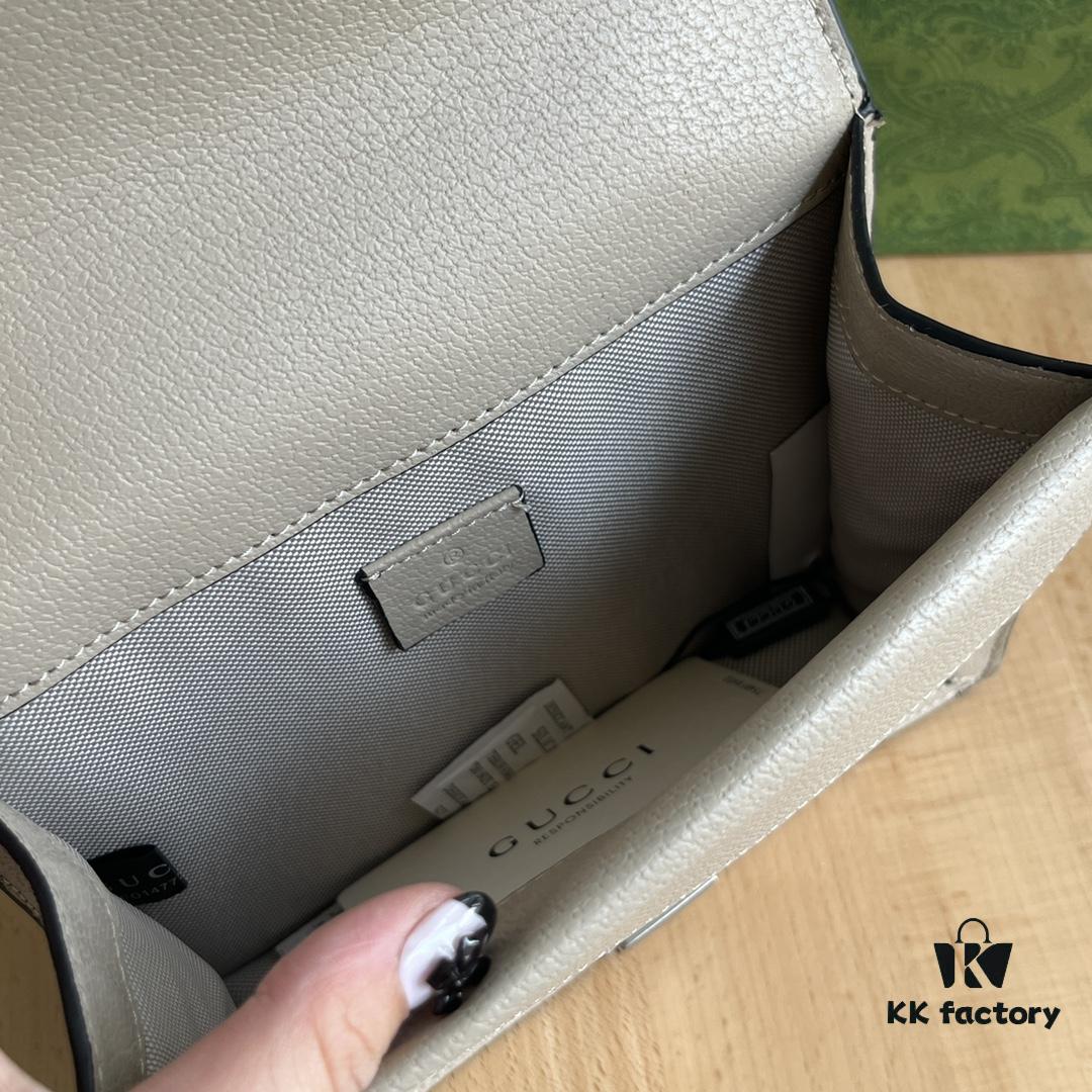 Authentic Shot #421970 Oatmeal