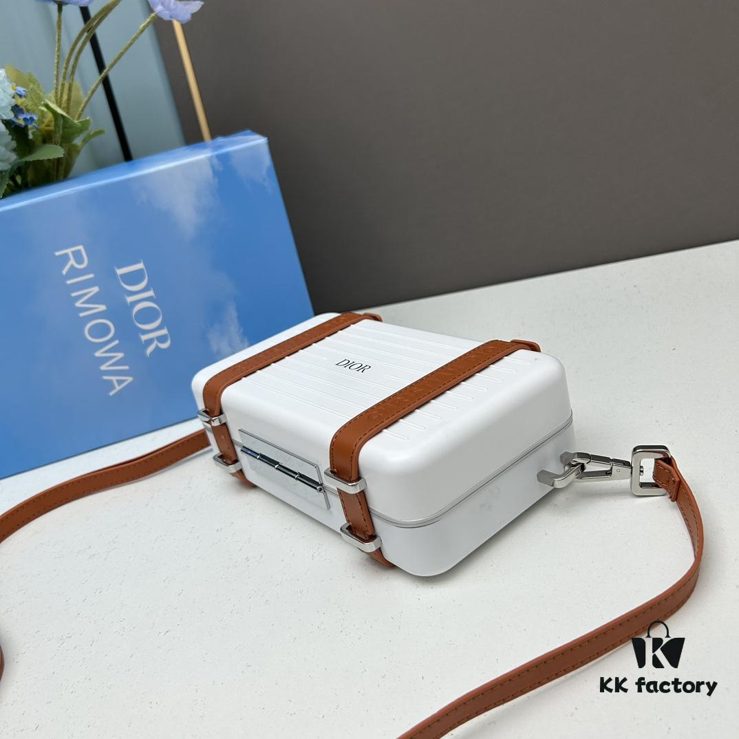 DIOᖇ🎉🎉 & RIMOWA Collaborative Limited Edition Mini Luggage Crossbody Bag
