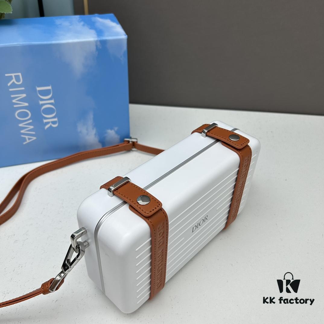 DIOᖇ🎉🎉 & RIMOWA Collaborative Limited Edition Mini Luggage Crossbody Bag