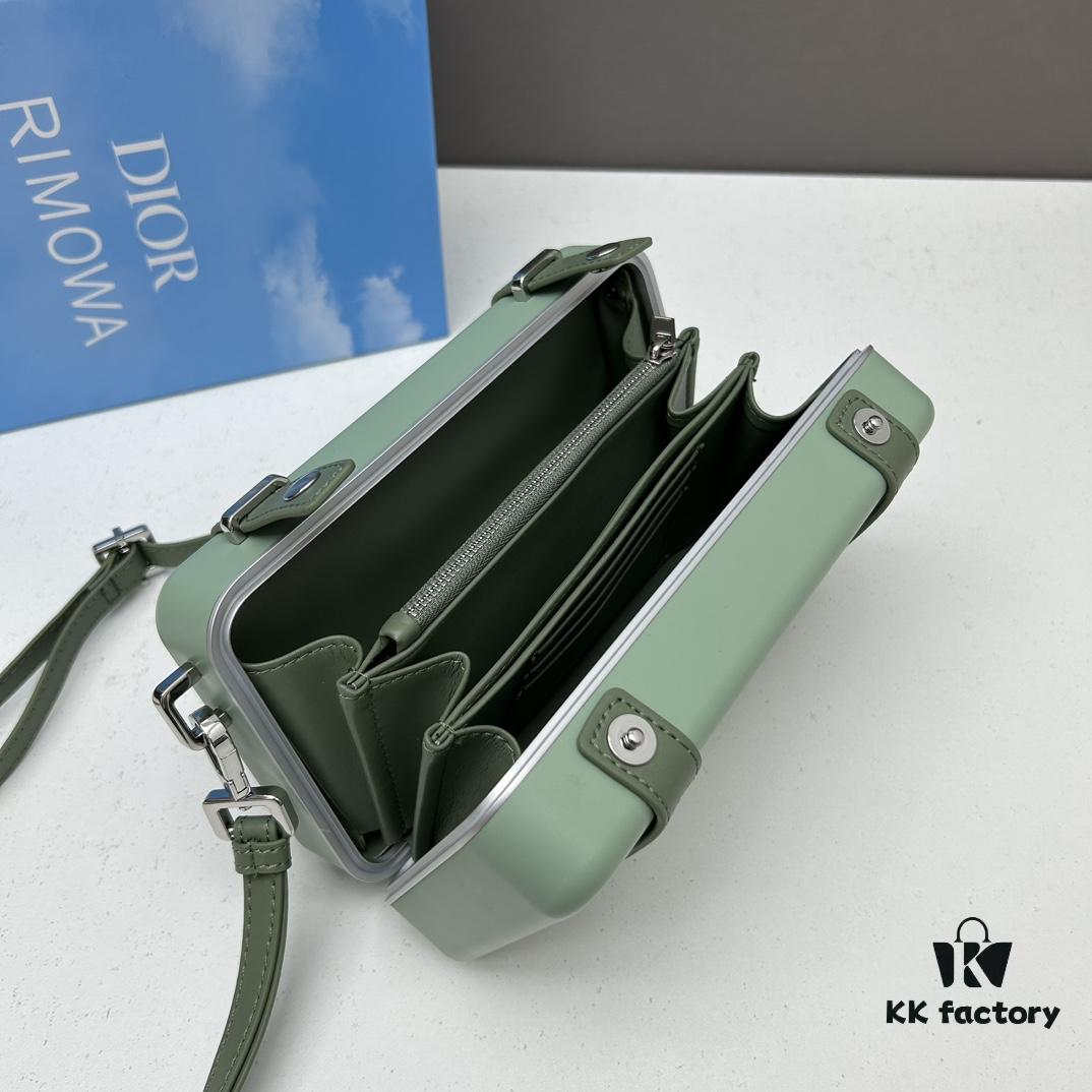 DIOᖇ 🎉🎉 & RIMOWA Collaborative Limited Edition Mini Luggage Bag