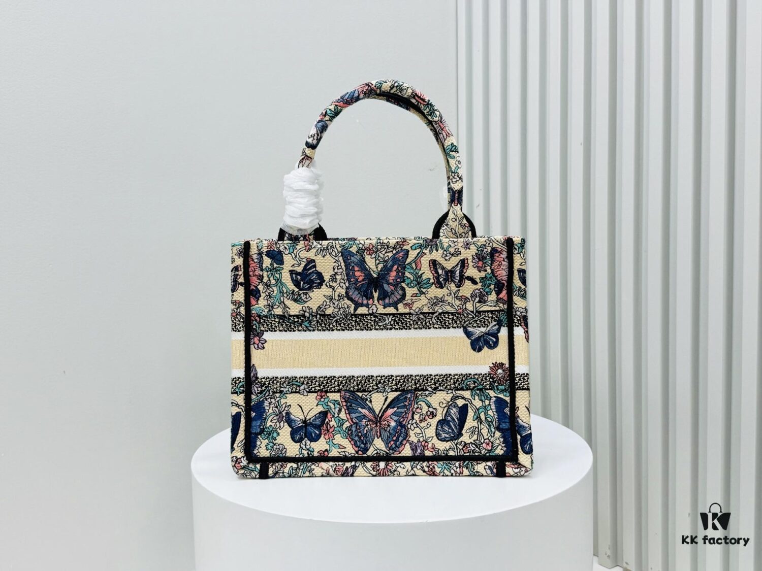 Authentic Thick Fabric Warning  ️ Small Size 'Book Tote'