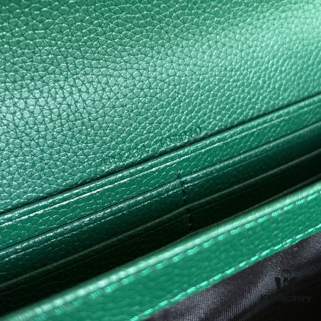 GG Dionysus WOC Chain Mini Handbag / Wallet in Green Full Leather with Horsehead Spur Closure and Flap Design