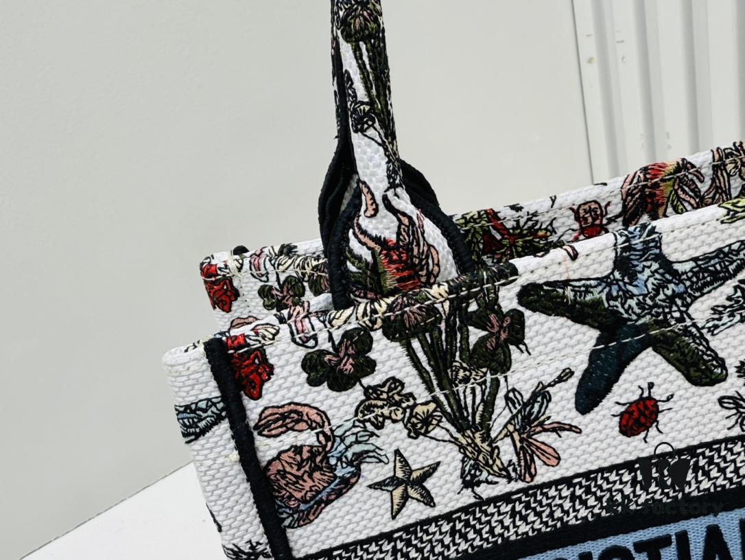 Authentic Thick Fabric Warning  ️ Small Size 【Book Tote】