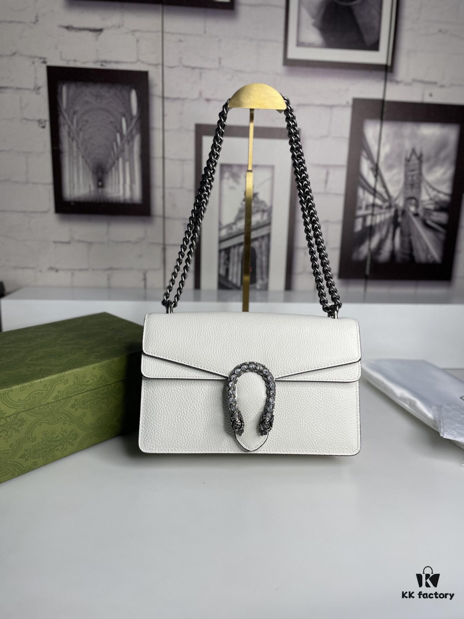 Crinkled Leather with Double Tiger Head Clasp Inspired by the Greek Mythology of Dionysus, Dual Flap Pockets, Handheld or Crossbody Bag, Model: 400249, Size: 28x15x7