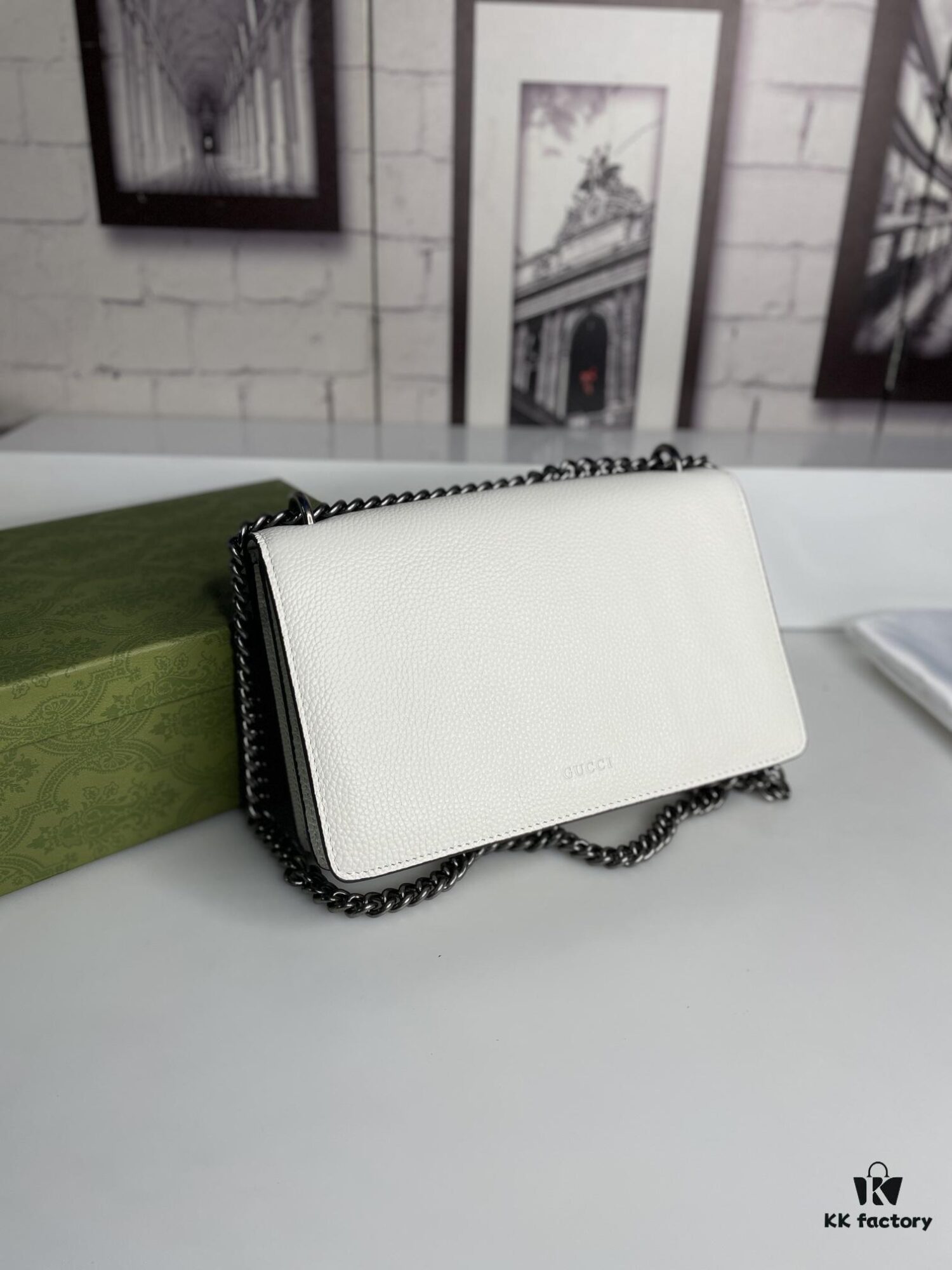 Crinkled Leather with Double Tiger Head Clasp Inspired by the Greek Mythology of Dionysus, Dual Flap Pockets, Handheld or Crossbody Bag, Model: 400249, Size: 28x15x7