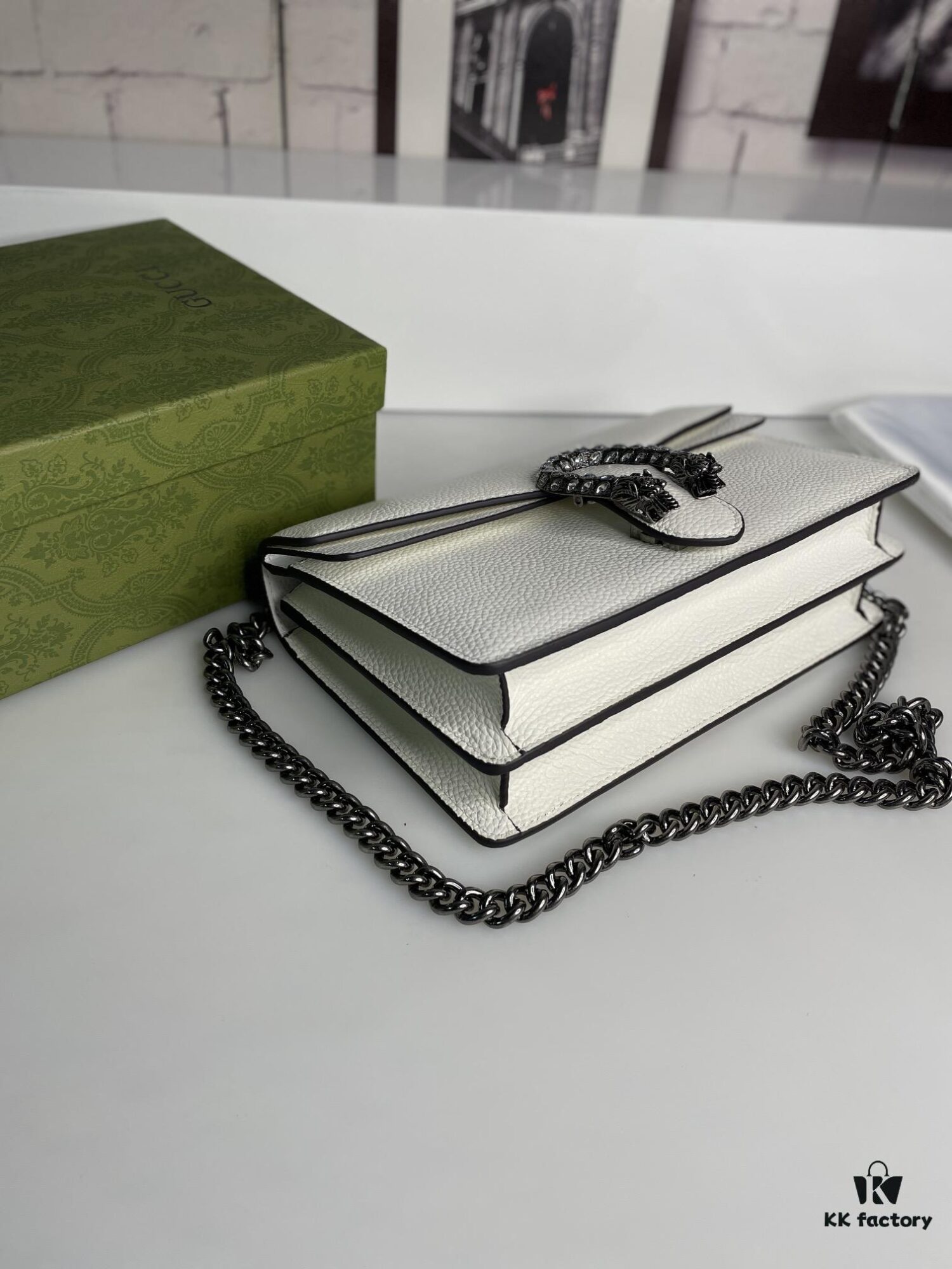 Crinkled Leather with Double Tiger Head Clasp Inspired by the Greek Mythology of Dionysus, Dual Flap Pockets, Handheld or Crossbody Bag, Model: 400249, Size: 28x15x7