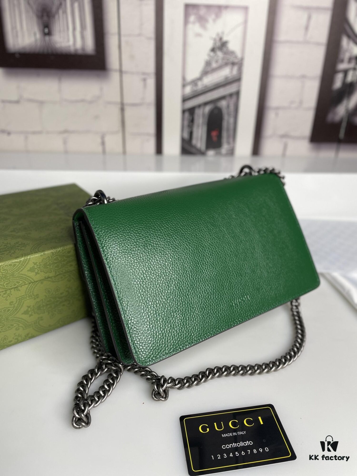 Crinkled Leather with Double Tiger Head Clasp Inspired by the Greek Myth of Dionysus, Dual Flap Pockets, Handheld or Crossbody Bag, Model: 400249, Size: 28x15x7