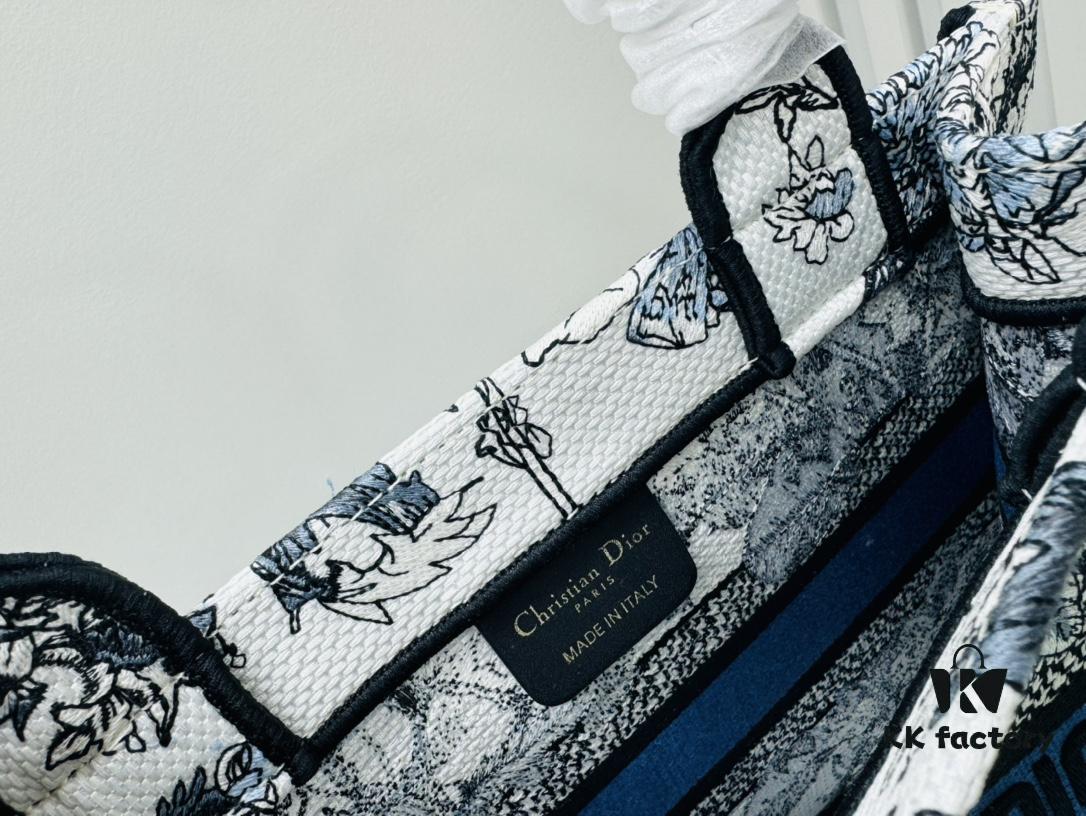 Authentic Thick Fabric Warning  ️ Small Size 'Book Tote'