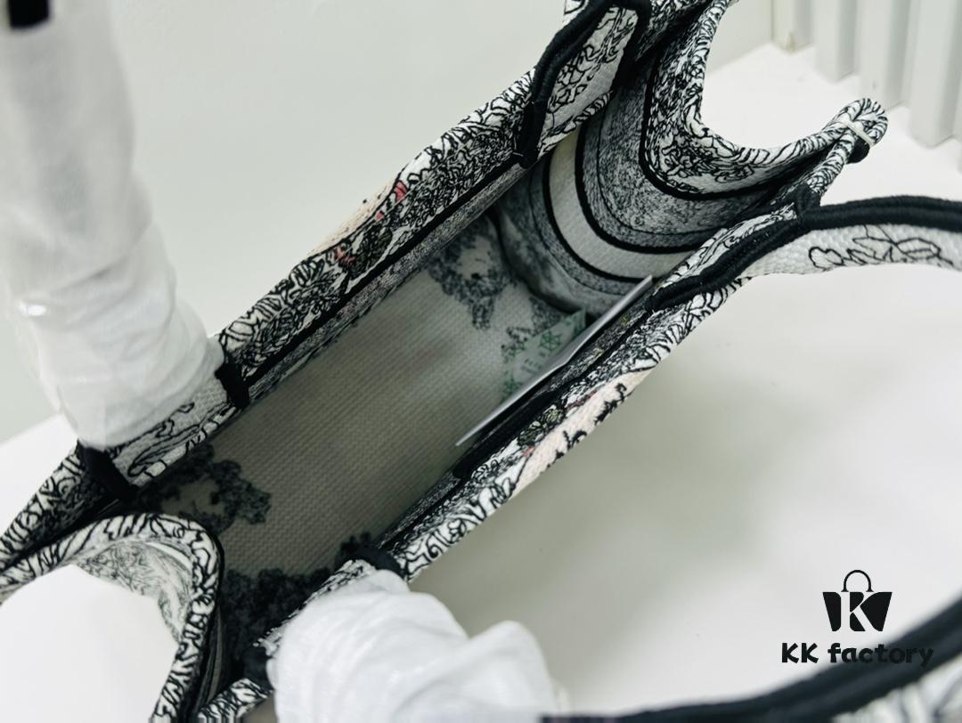 Authentic Thick Fabric Warning  ️ Small Size 'Book Tote'