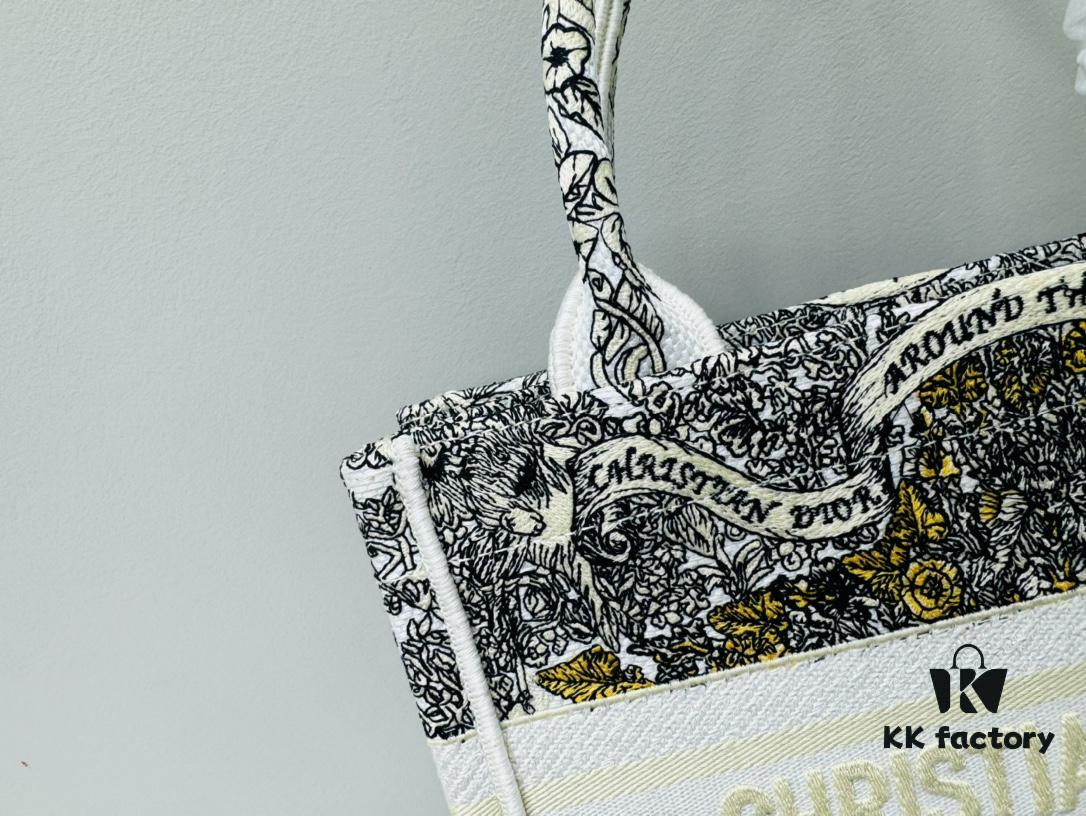 Authentic Thick Fabric Warning  ️ Small Size [Book Tote]