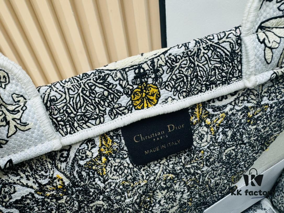 Authentic Thick Fabric Warning  ️ Small Size [Book Tote]