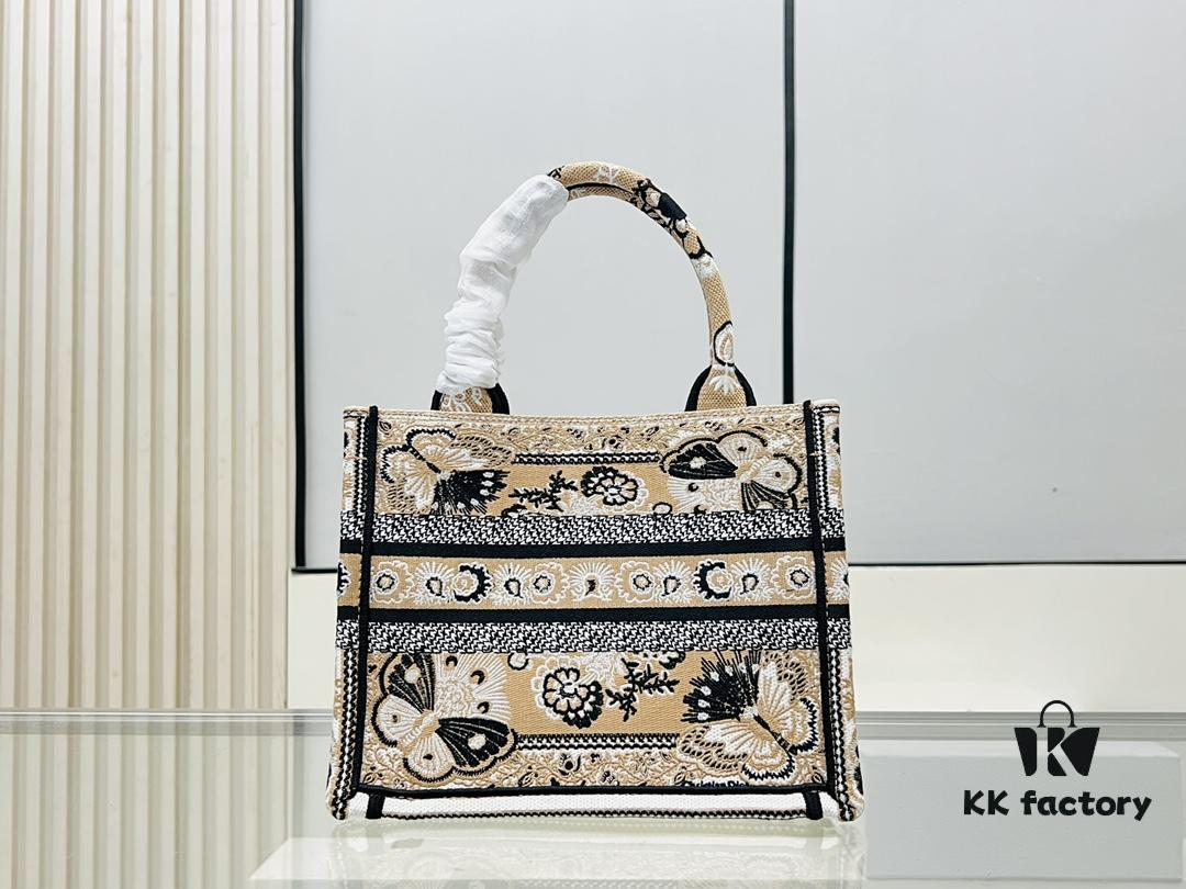 Authentic Thick Fabric Warning  ️ Small Apricot Butterfly [Book Tote]