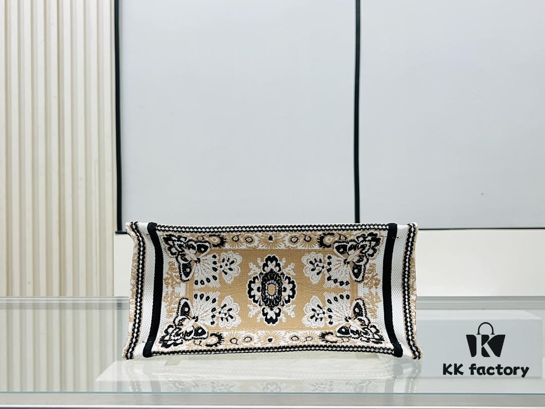 Authentic Thick Fabric Warning  ️ Small Apricot Butterfly [Book Tote]