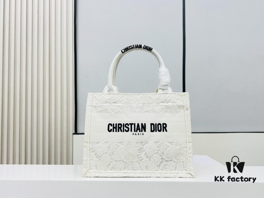 Authentic Thick Fabric  ️ Small White Lace Book Tote