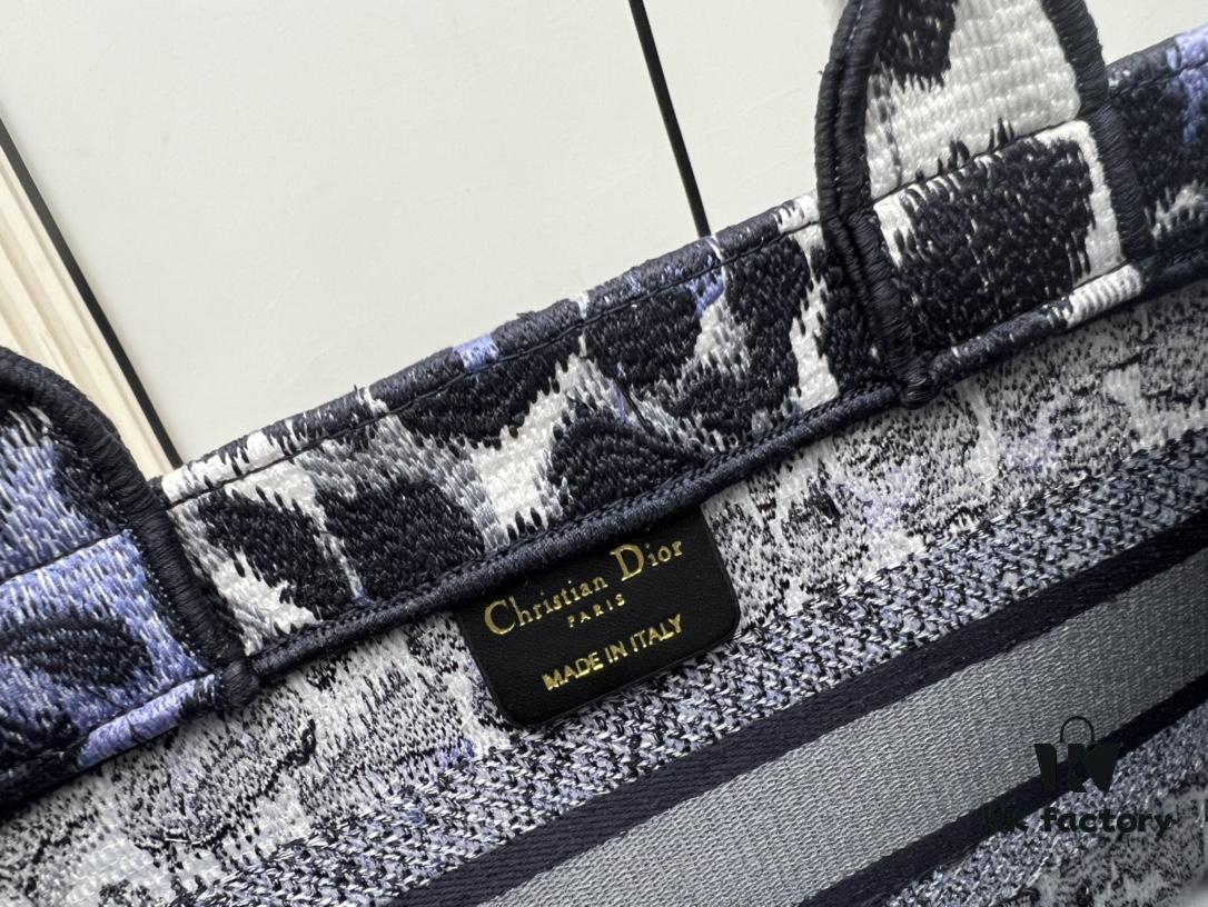 Authentic Thick Fabric  ️ Small Purple Leopard Print 'Book Tote'