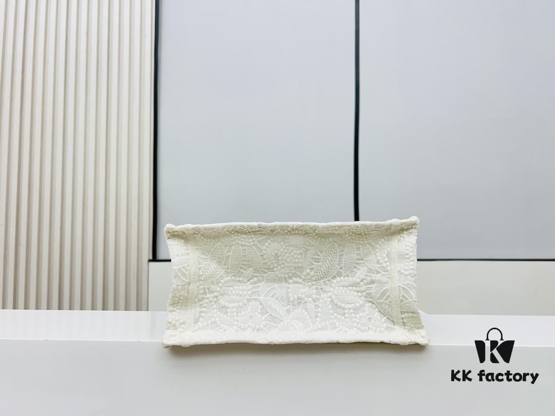 Authentic Thick Fabric  ️ Small White Lace Book Tote