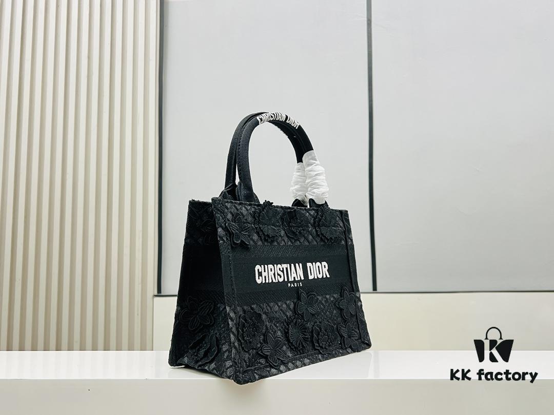 Authentic Thick Fabric Warning  ️ Small Black Floral 'Book Tote'