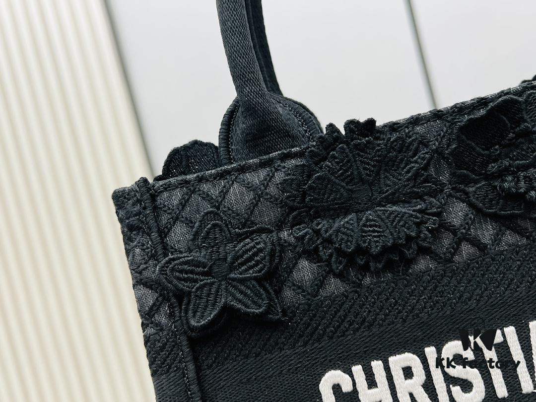 Authentic Thick Fabric Warning  ️ Small Black Floral 'Book Tote'