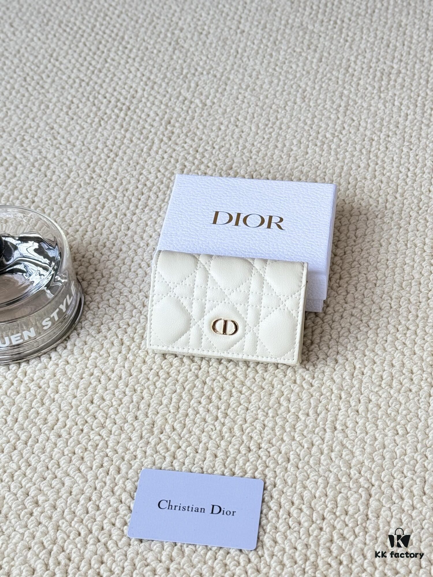 Dio Caro Card Holder and 30 Montaigne Glycine Wallet