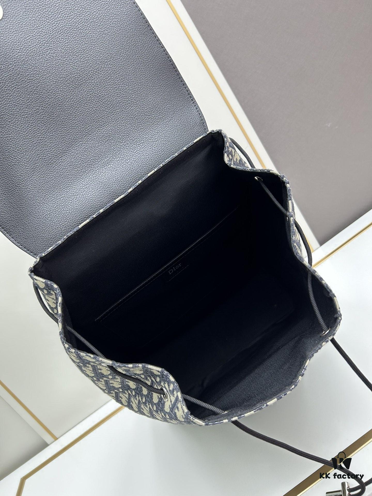 Elegant Motion Backpack in Beige and Black Oblique Print