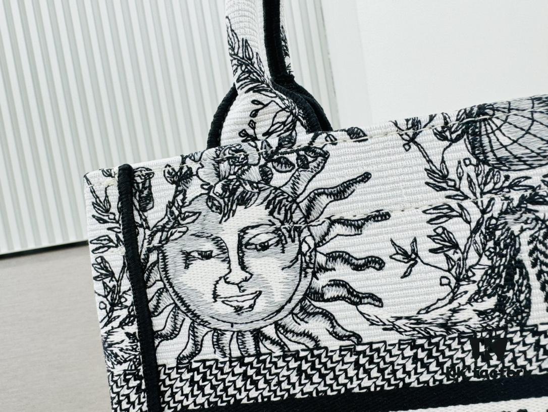 Authentic Thick Fabric Warning  ️ Small Size [Book Tote]