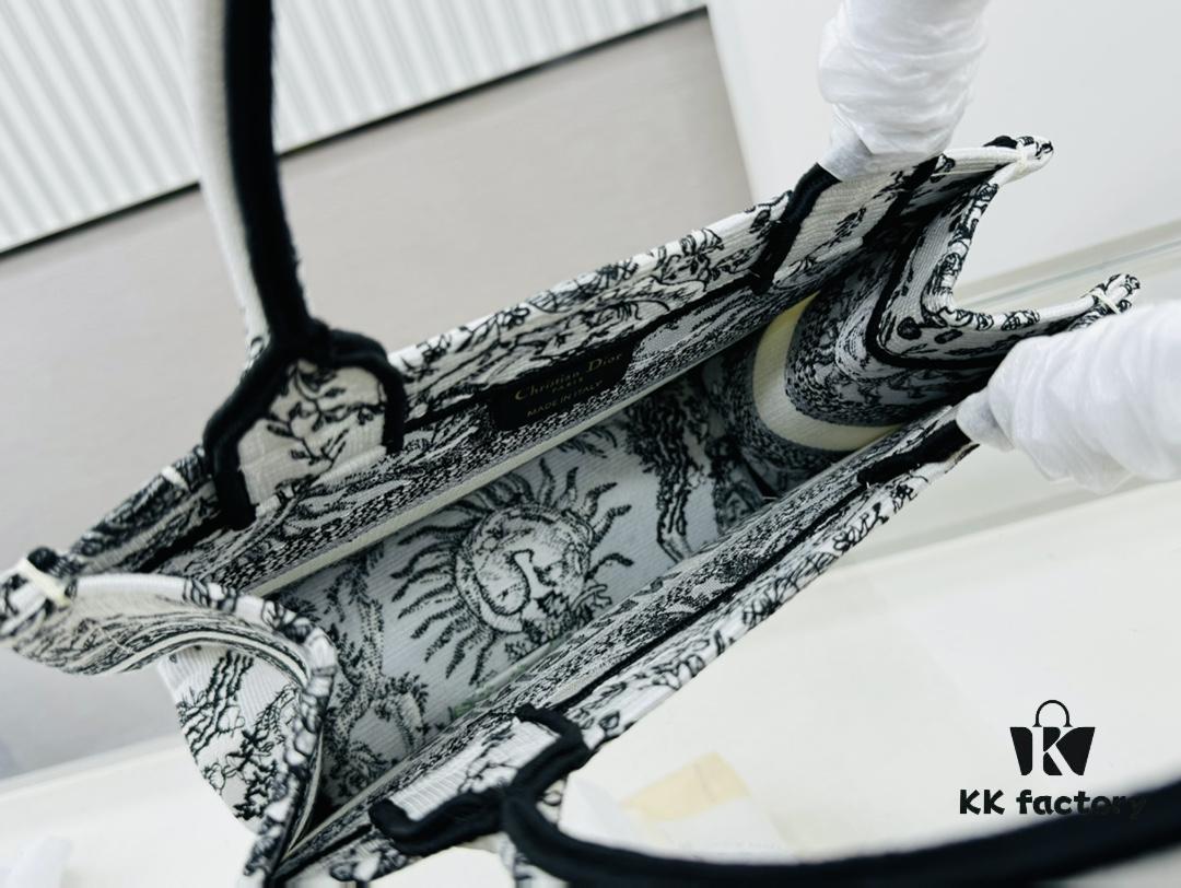 Authentic Thick Fabric Warning  ️ Small Size [Book Tote]