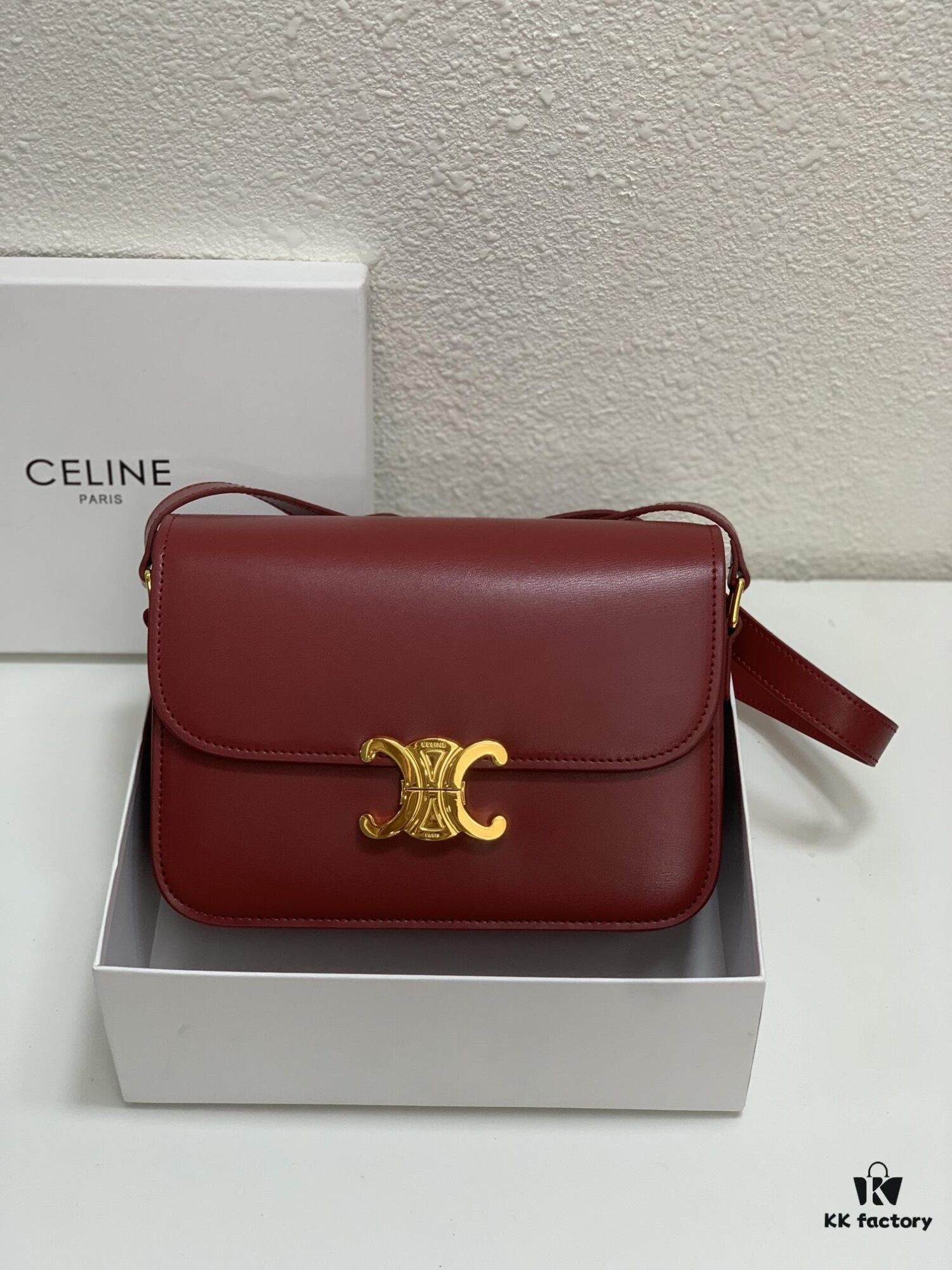 Celine Hand-Rubbed Grain Calfskin Triumph Arch Bag