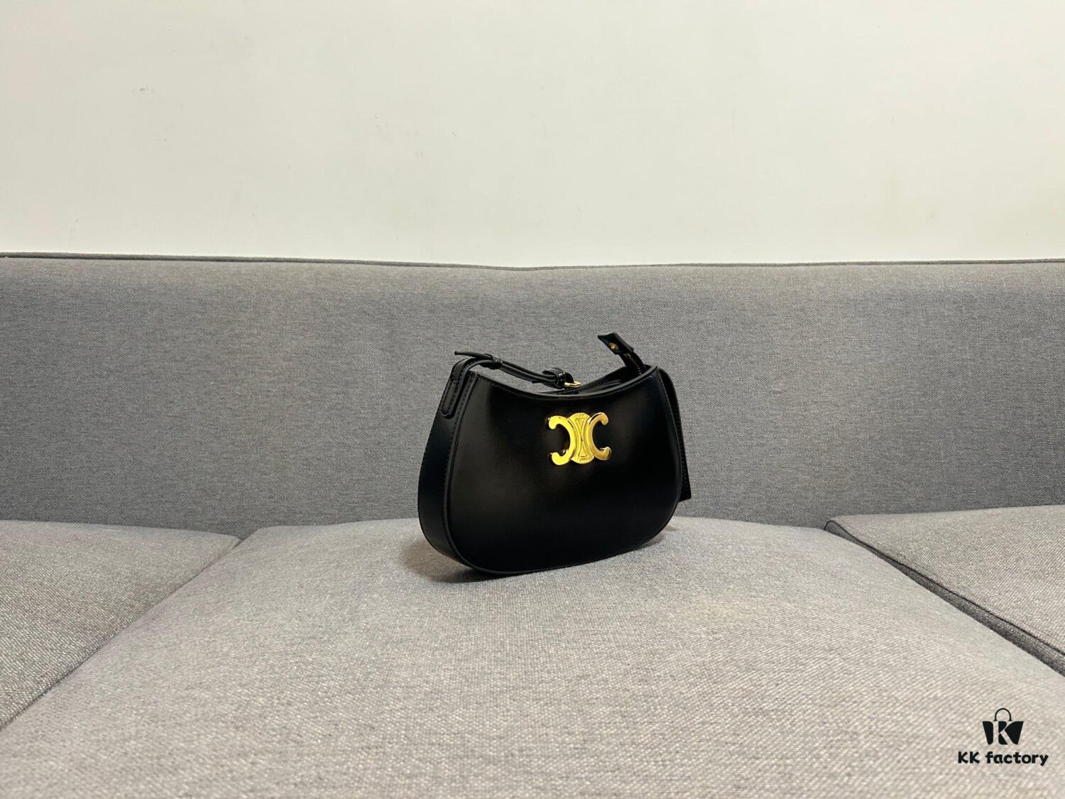 CELINE Arc de Triomphe TILLY Signature Print Leather Handbag TRIOMPHE Canvas, Cowhide Leather Trim, Lambskin Lining, Gold-Tone Hardware, Sling or Crossbody Wear, Zip Closure, One Main Compartment, One Interior Flat Pocket, Adjustable Strap - Model No. 4233#, Size: 22cm