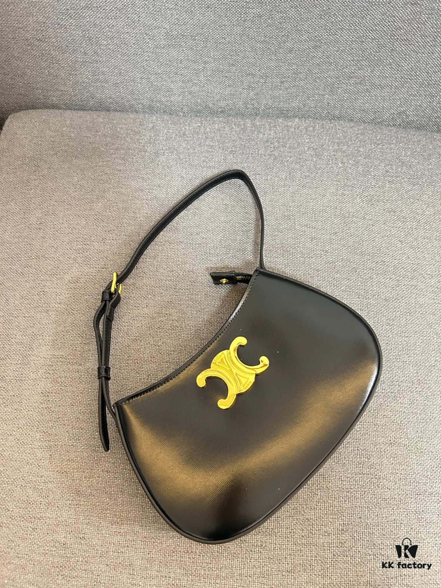 CELINE Arc de Triomphe TILLY Signature Print Leather Handbag TRIOMPHE Canvas, Cowhide Leather Trim, Lambskin Lining, Gold-Tone Hardware, Sling or Crossbody Wear, Zip Closure, One Main Compartment, One Interior Flat Pocket, Adjustable Strap - Model No. 4233#, Size: 22cm