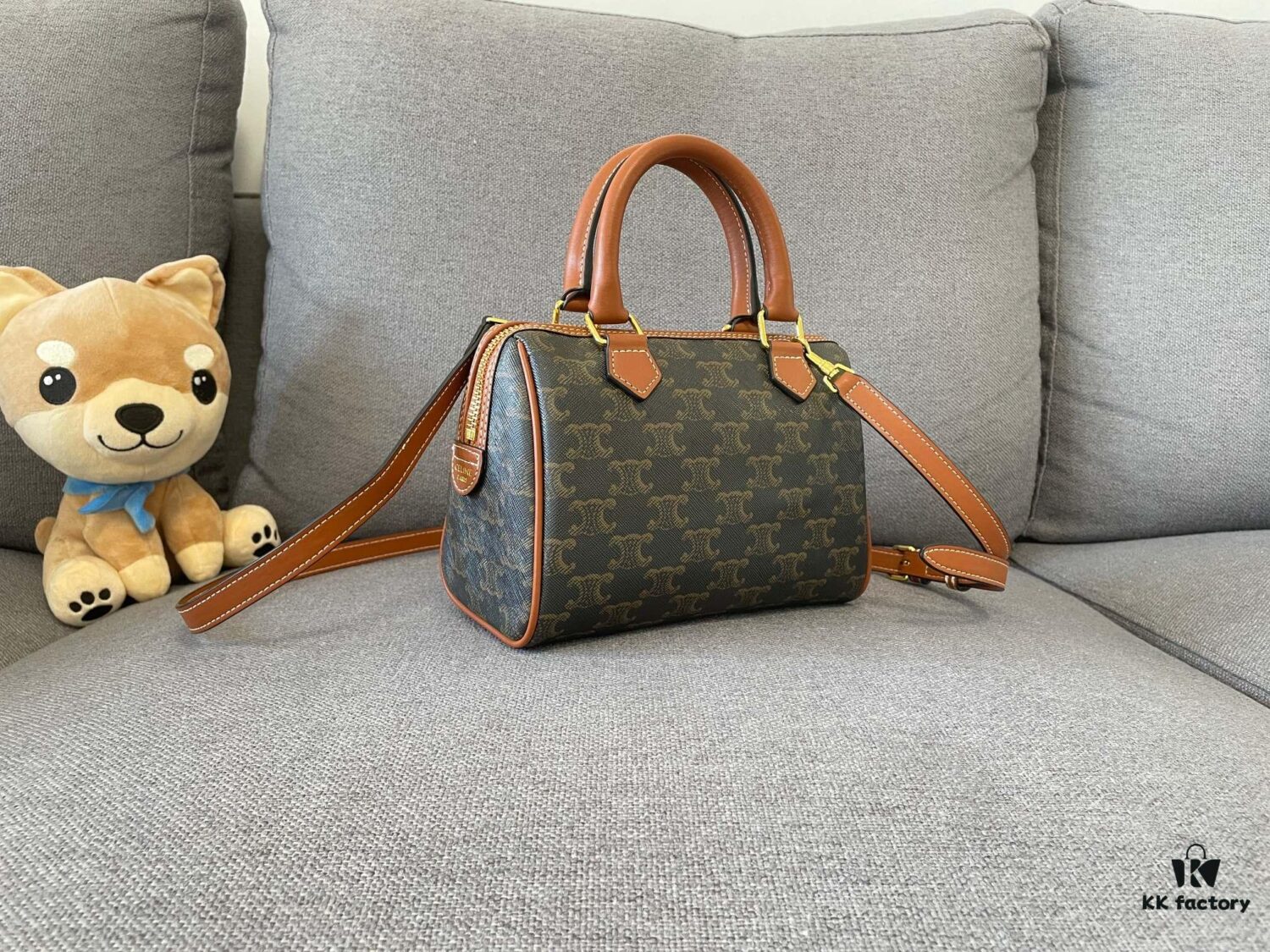 CELINE Small Triomphe Canvas Logo-Printed Calfskin Boston Bag