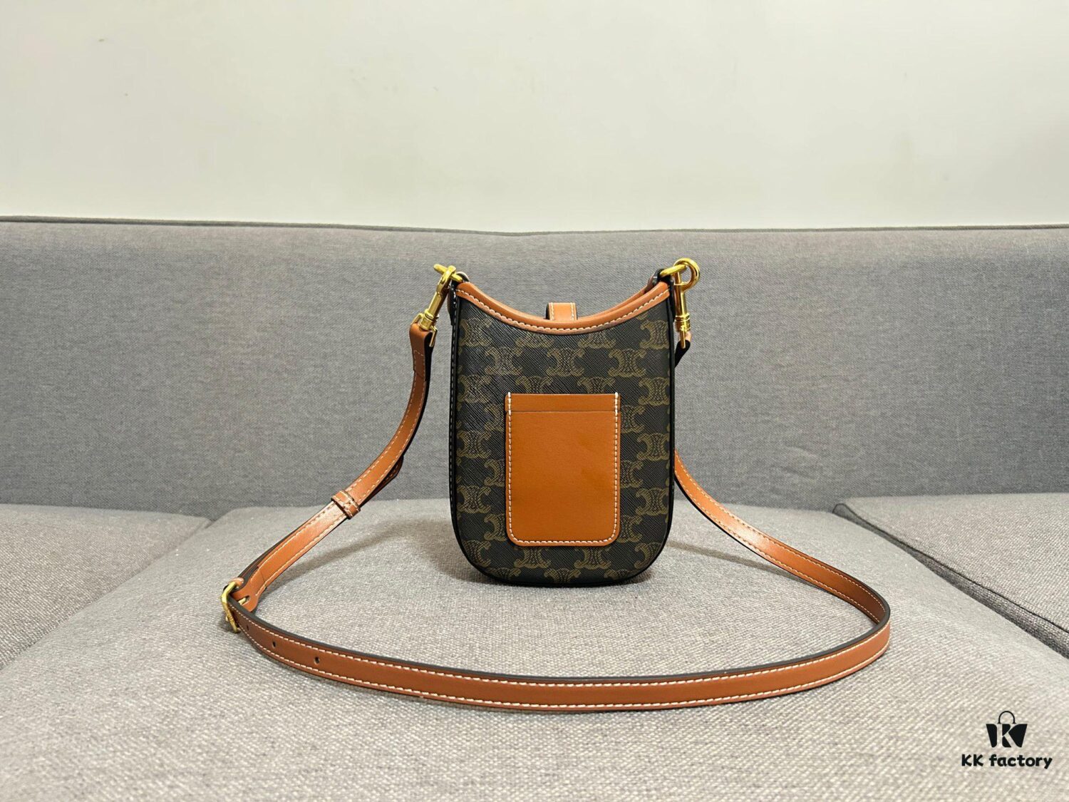 CELINE Phone Bag, Styling Essential, Material: Interior - Full-Grain Leather, Exterior - Vintage Pattern, Unisex Design, Must-Have Style