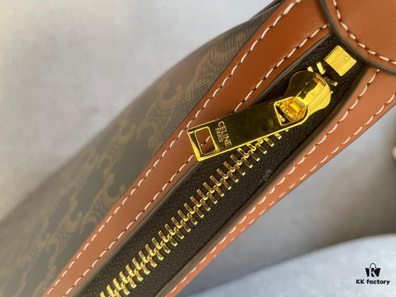 New Arrival CELINE HELOISE HOBO Bag, Must-Have for Fall/Winter – A Perfect Blend of French Elegance and Casual Style