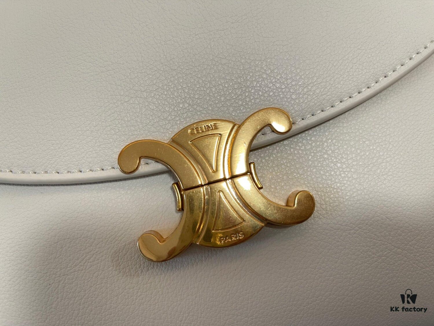 New Arrival A CELINE Arc de Triomphe Kelly Bag, New Design with Triumphal Arch Closure, Exuding Elegance