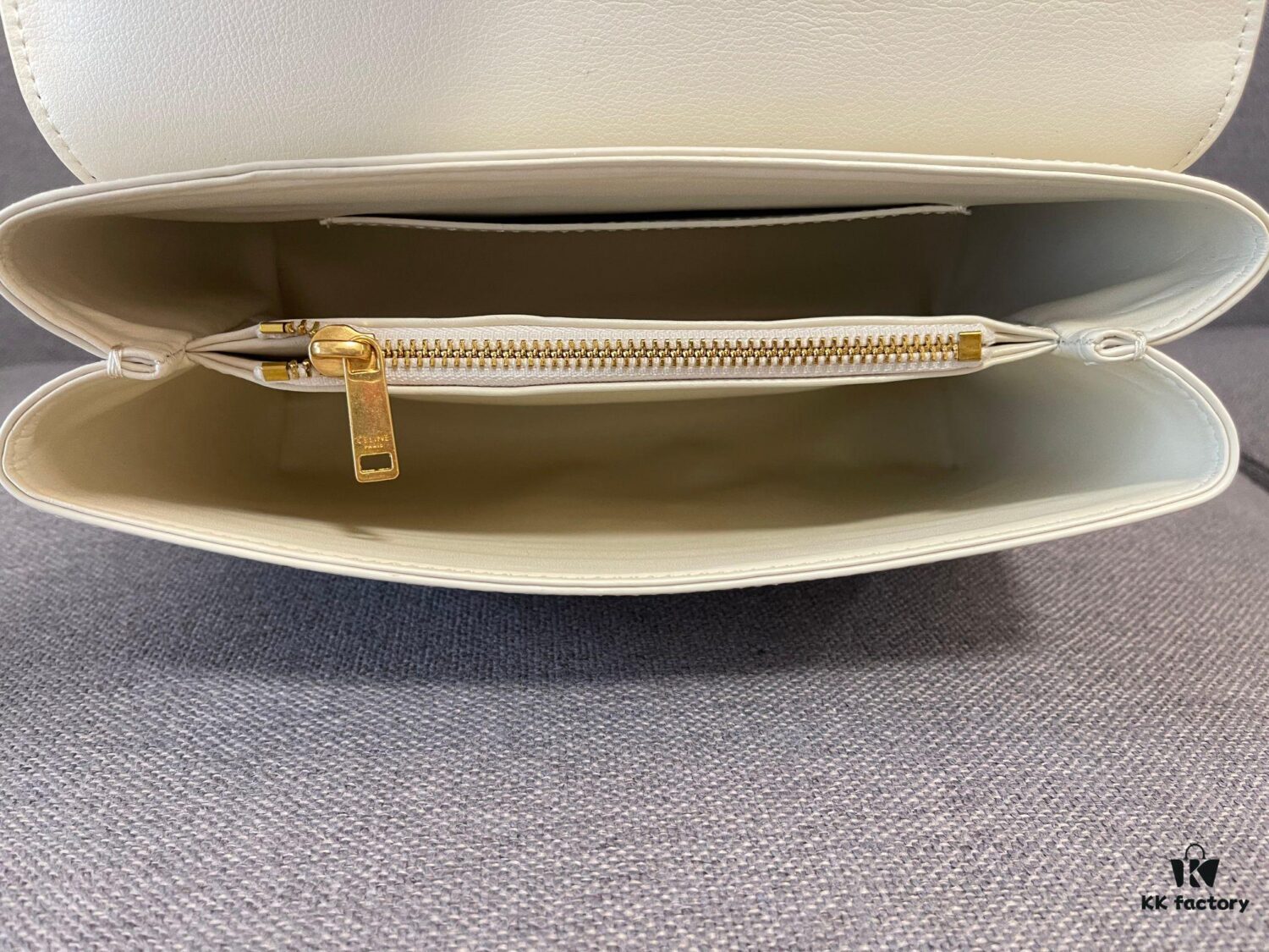 New Arrival A CELINE Arc de Triomphe Kelly Bag, New Design with Triumphal Arch Closure, Exuding Elegance