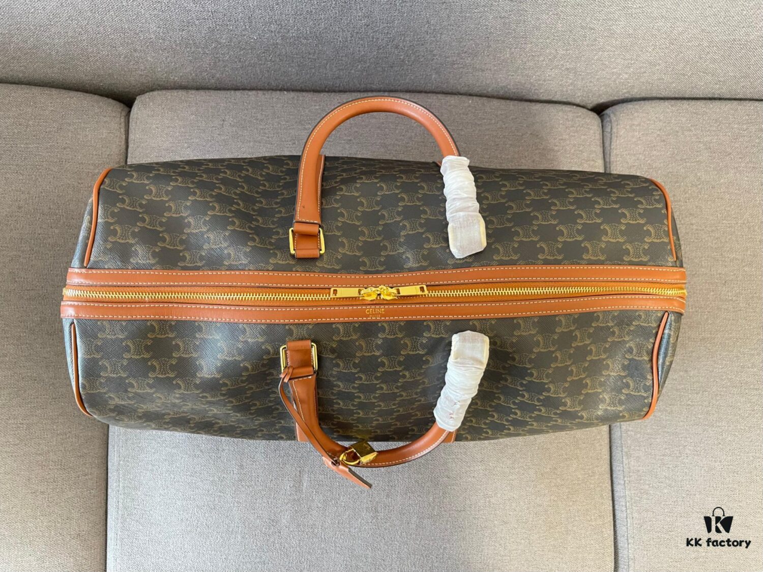 Celine Vintage Travel Bag – Timeless Archlight Monogram Design with Lightweight, Spacious and Versatile Style