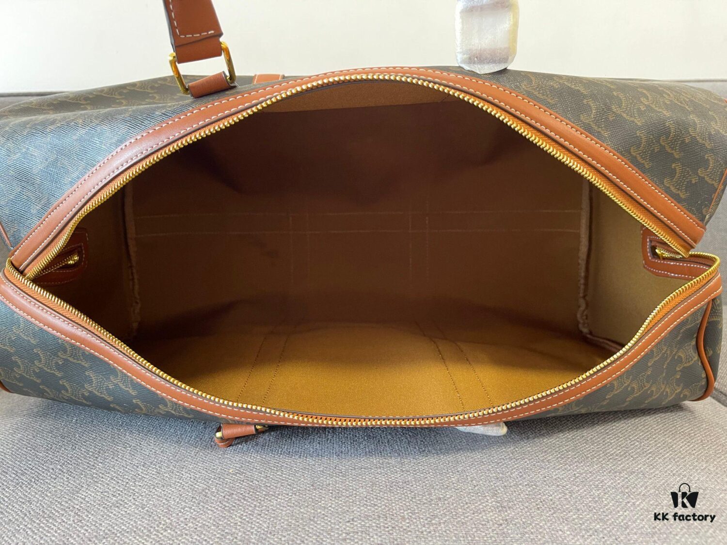 Celine Vintage Travel Bag – Timeless Archlight Monogram Design with Lightweight, Spacious and Versatile Style