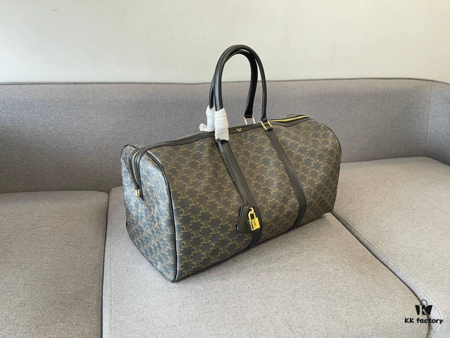 Celine Vintage Travel Bag – Timeless Archlight Monogram Design with Lightweight, Spacious Build