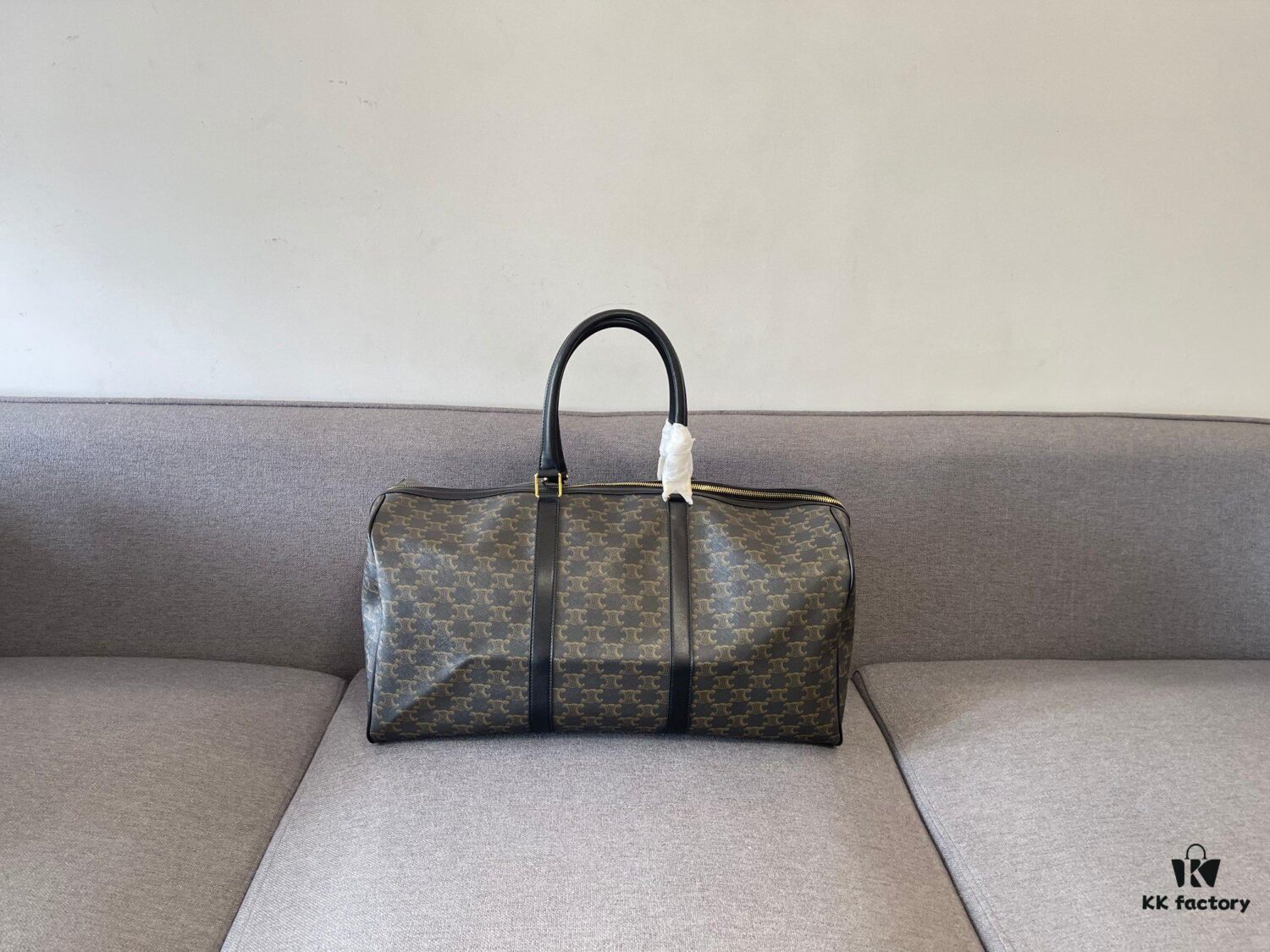Celine Vintage Travel Bag – Timeless Archlight Monogram Design with Lightweight, Spacious Build