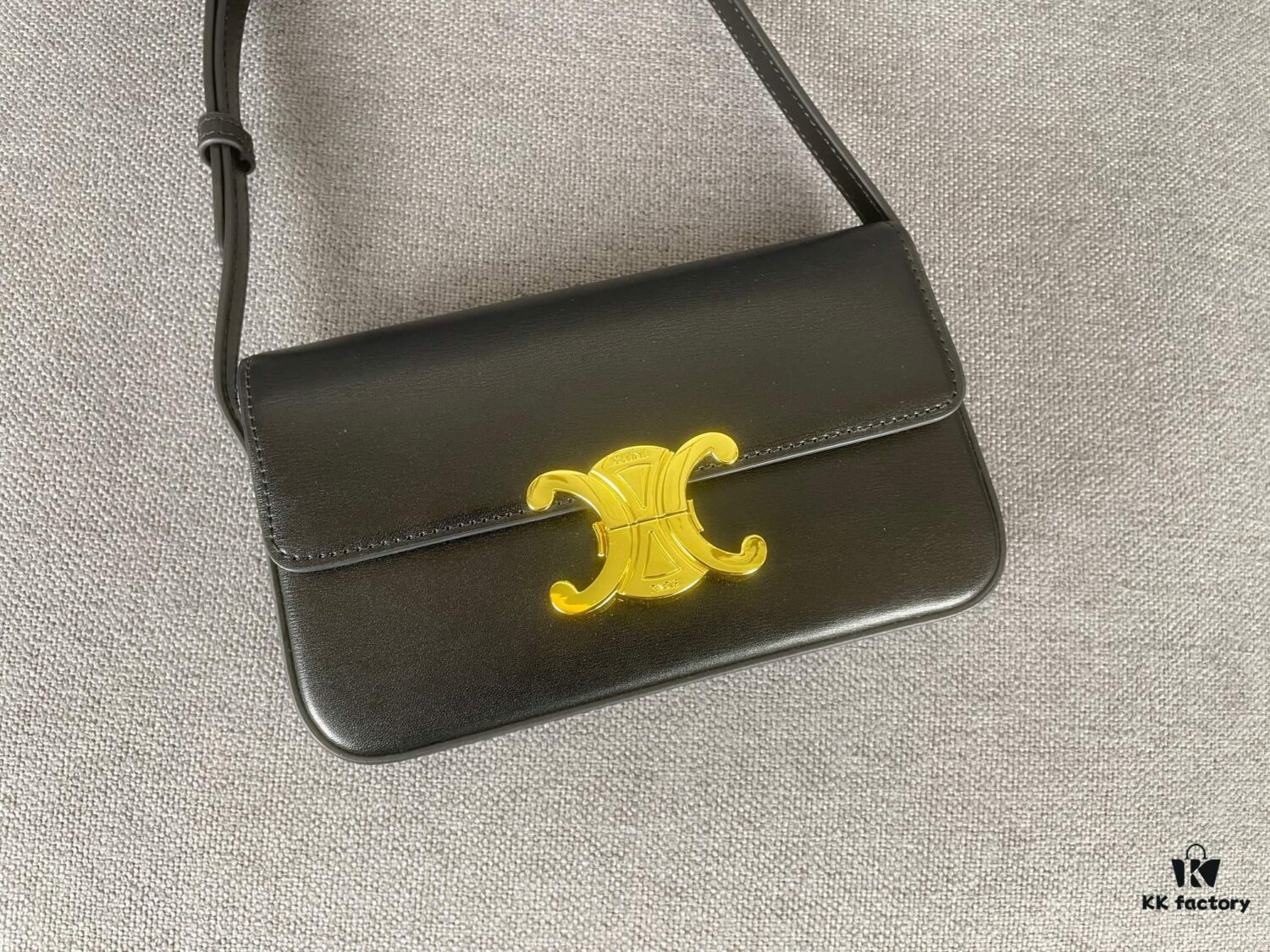 CELINE New Triomphe Arch of Triumph Underarm Bag, Spring-Summer Limited Edition