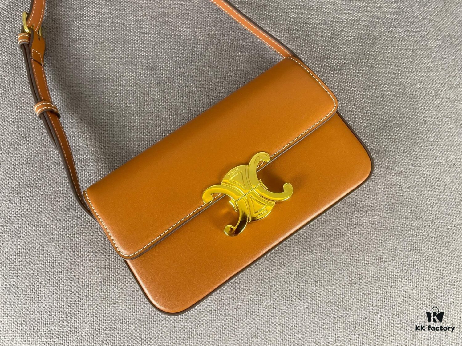 CELINE Triomphe Archway Underarm Bag - Limited Spring/Summer Edition
