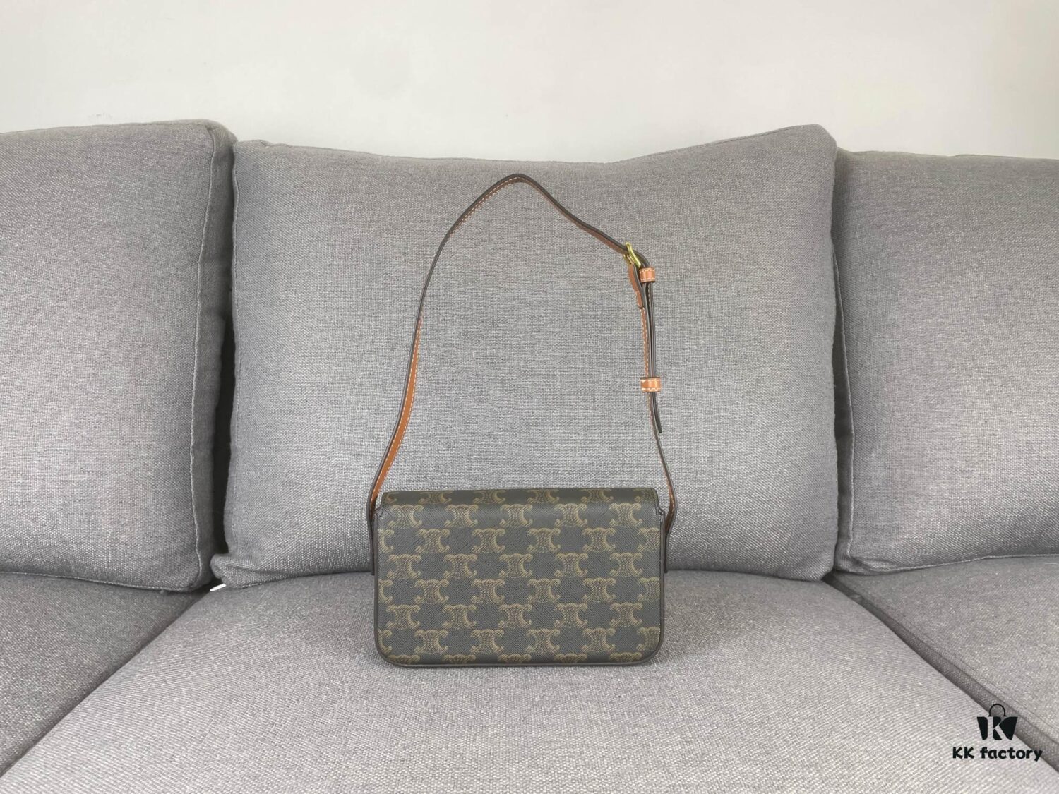 CELINE Triomphe Archway Bag - Limited Spring/Summer Edition