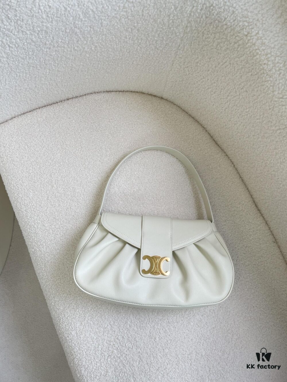 CELINE Spring/Summer New Arrival POLLY Bag - Iconic Triomphe Logo, Wave-Curved Bottom, Flap Envelope Design, Lambskin Lining, Gold-Tone Hardware